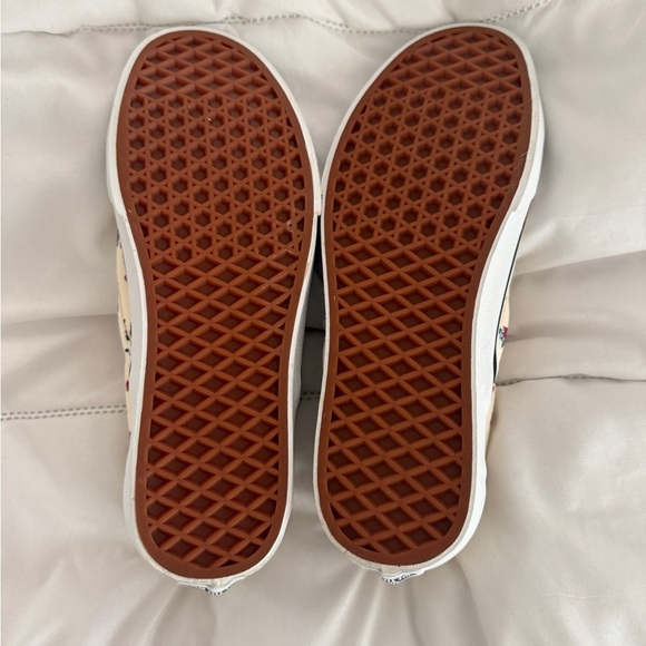 Vans Cream and Red Slip-On Sneakers - Picture 3 of 6